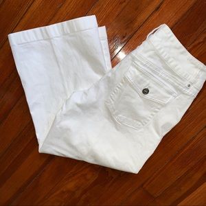 White House Black Market Capri